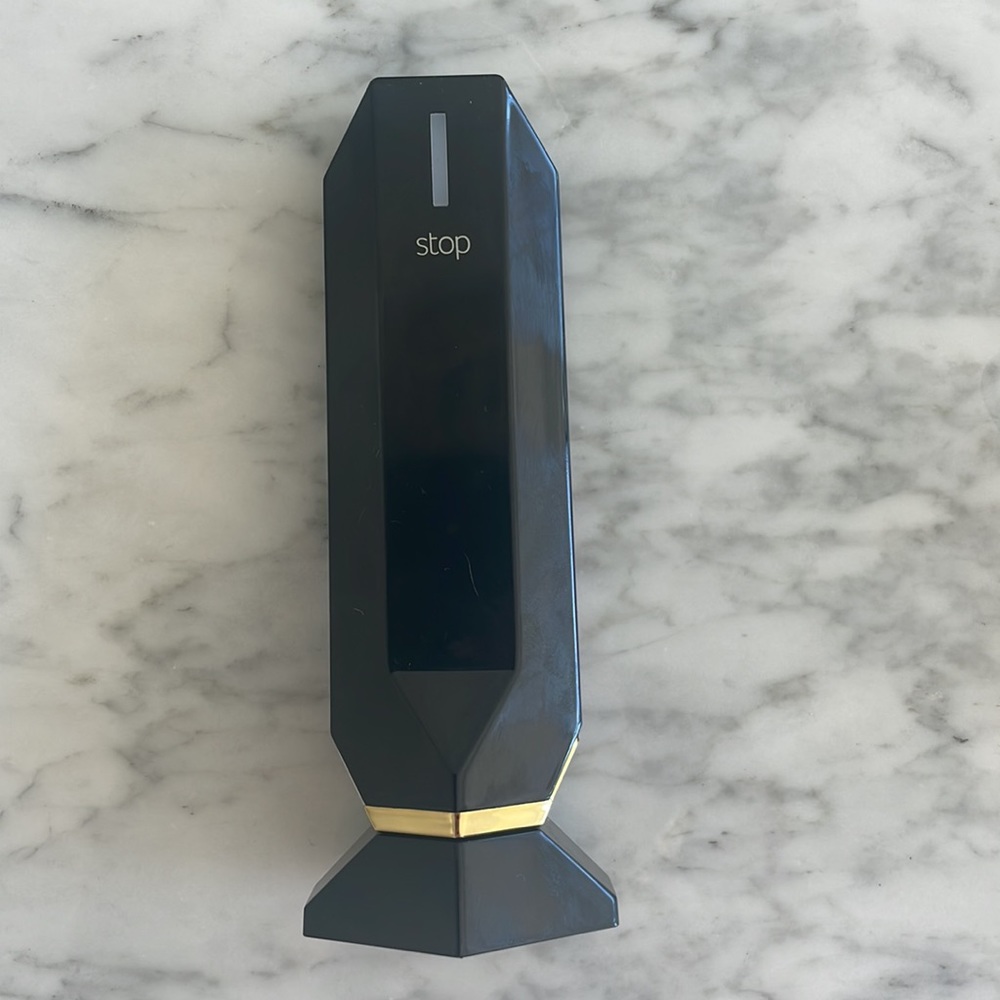 Tripollar stop skin renewal device, face toning and lifting, used 3X